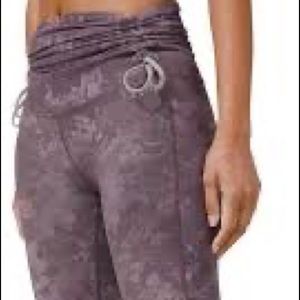 NWT Lululemon Hug Your Core leggings